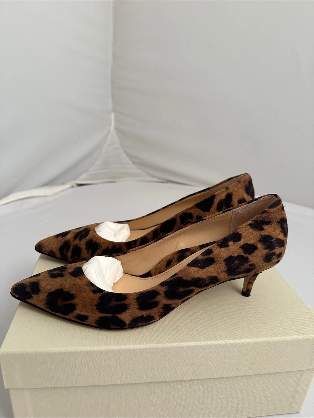 Marion Parke Must Have Leopard print brown and black suede heels 39